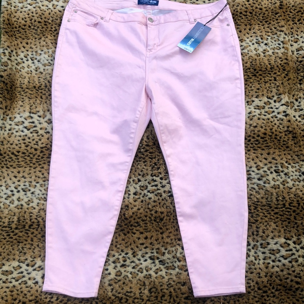 Celebrity blues Ankle Jeans new